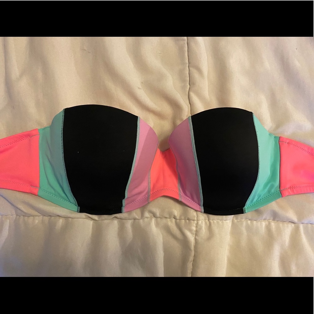 Victoria’s Secret Strapless Bikini top